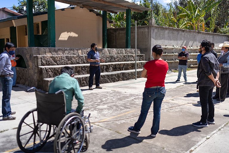 The program is aimed at people with disabilities and their families (Photo: AWO International/ACOPEDIS)