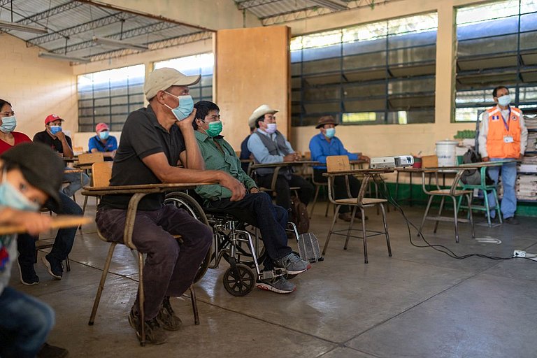In Zentralamerika stärken wir u.a. mit Schulungen und Sensibilisierungskampagnen die Resilienz von Menschen, die von Naturkatastrophen bedroht sind. (Foto: AWO International/ACOPEDIS)
