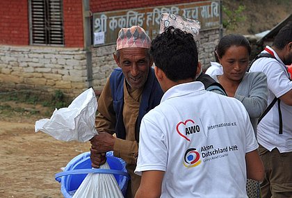 Help after the earthquake in Nepal: Fast and effective aid through the emergency relief fund (Photo: AWO International)