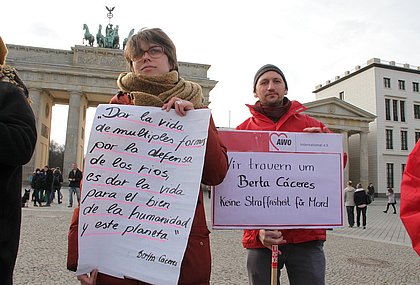 Honduras: Mord an Aktivistin Berta Cáceres - Protest in Berlin