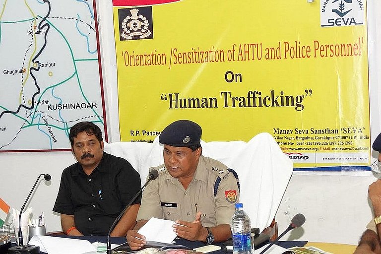 Sensibilisierungsprogramm mit der indischen Polizei zum Thema Menschenhandel von unserem Partner MSS. (Foto: MSS)